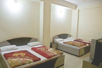 Hotel Konark Palace, Raipur 4